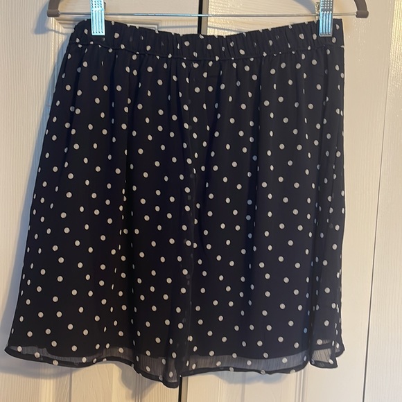 NWOT Old Navy skirt in navy blue with white polka dots size small - Picture 8 of 10